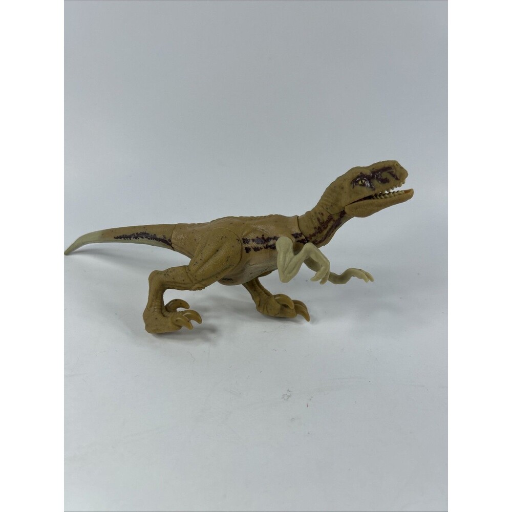 Mattel Jurassic World Dinosaur Figure Toy Atrocitaptor Tan Dominion